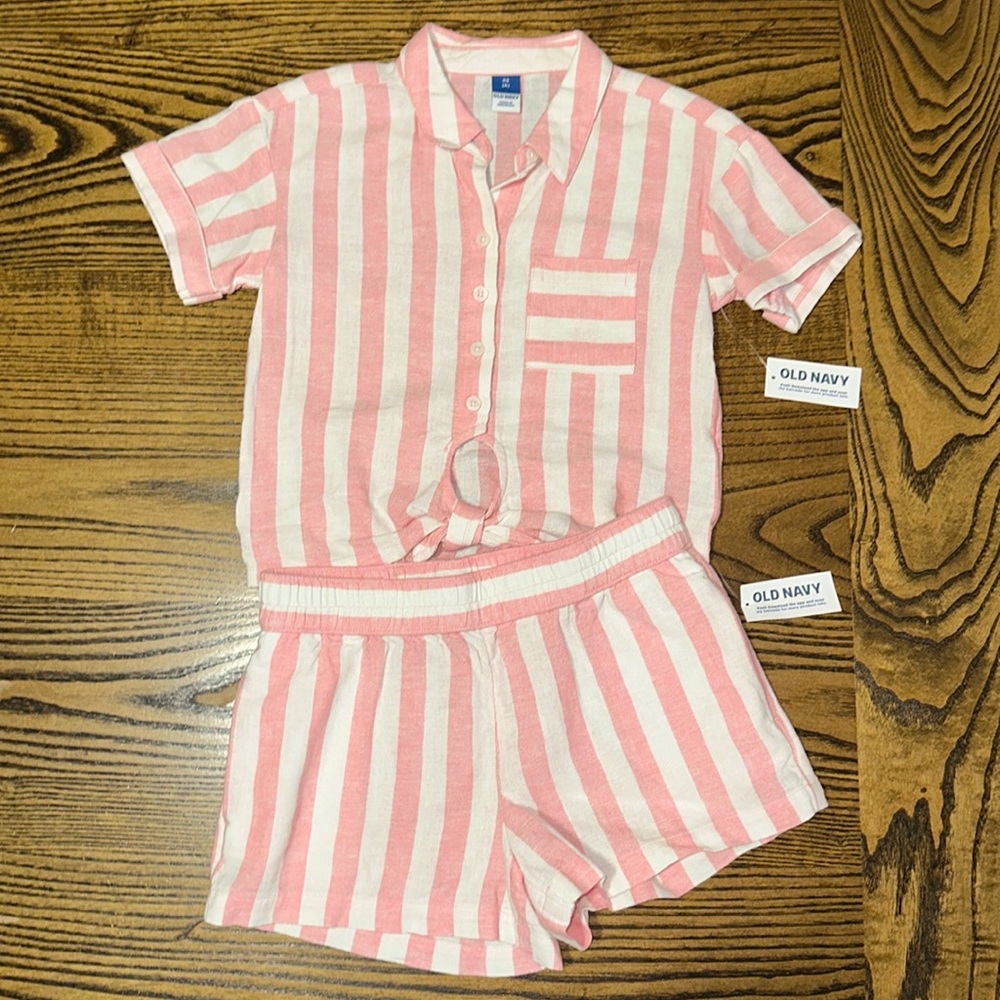 NWT Old Navy Pink & White Striped Summer Out